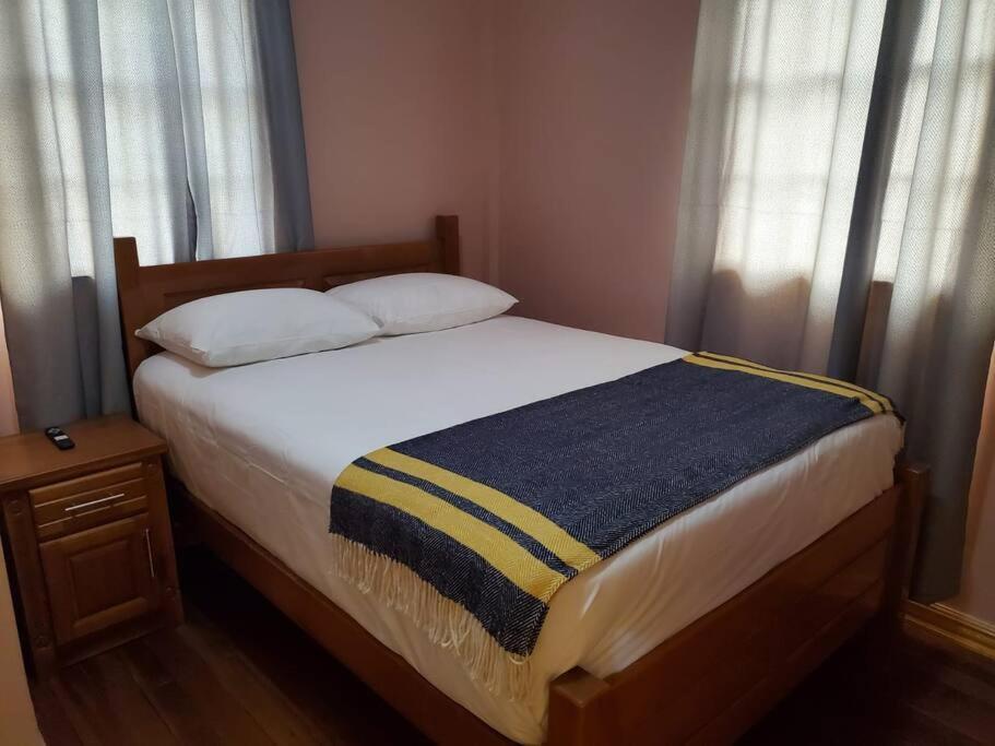 Upstairs 2 Bedroom Avalon Regia Apartment Τζώρτζταουν Εξωτερικό φωτογραφία